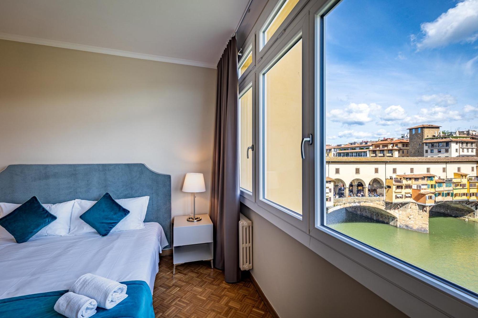 Yd Balcony On Pontevecchio View Apartamento Florença Exterior foto
